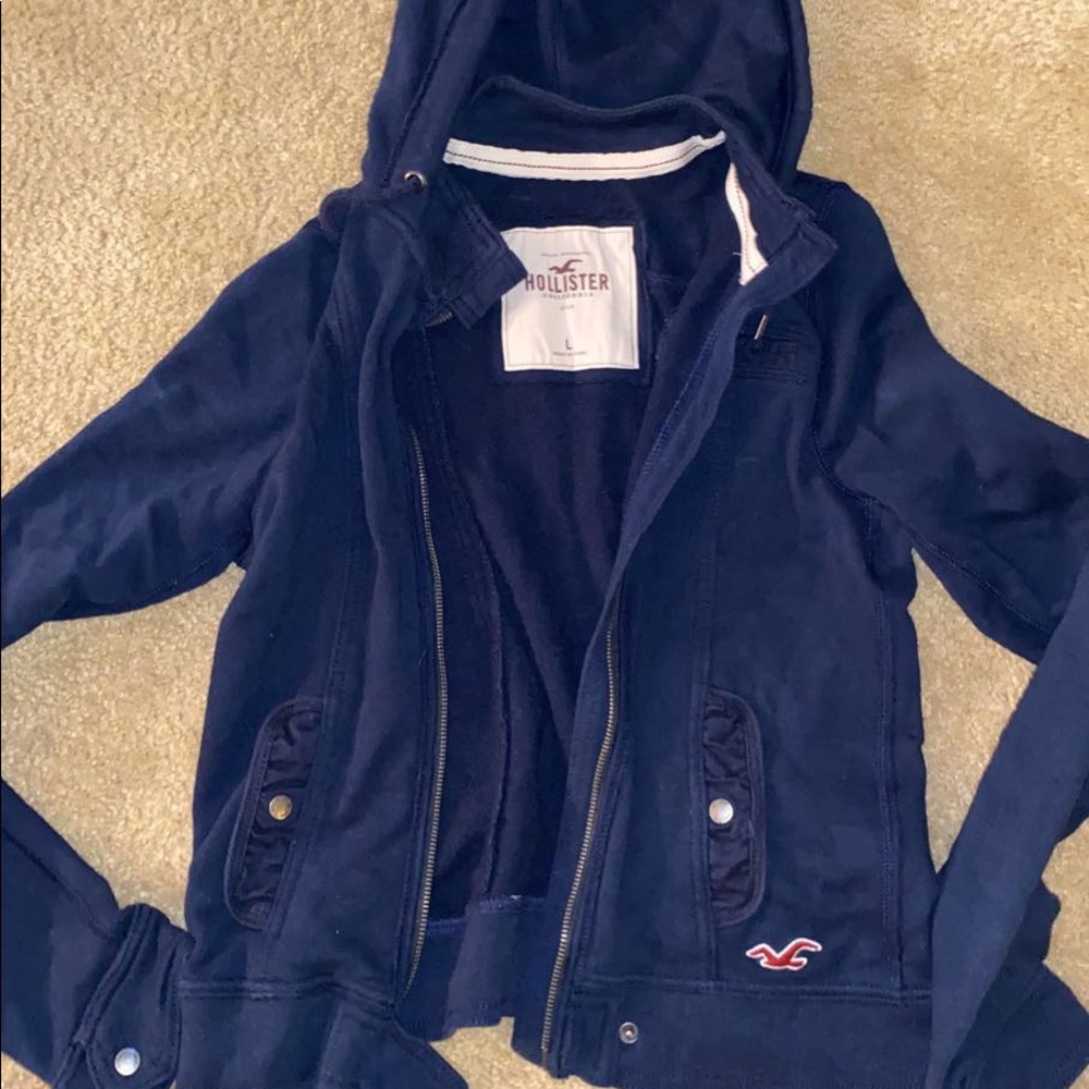 Sweatshirt